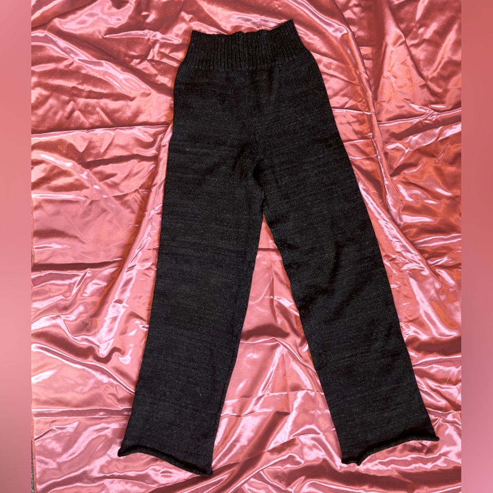 Gorgeous 100% wool Pants